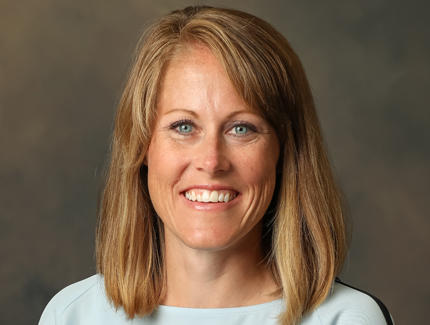 photo of Traci Neuenschwander, NP