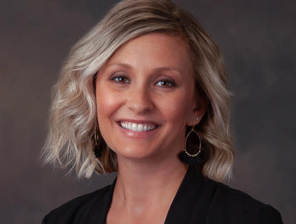 photo of Lyndsay Butt, NP